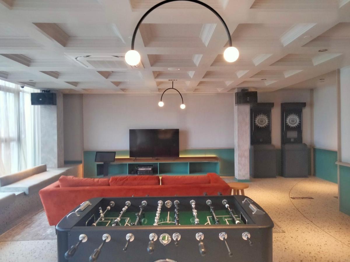 Scarletz Suites Klcc I Homebrickz 쿠알라룸푸르 외부 사진